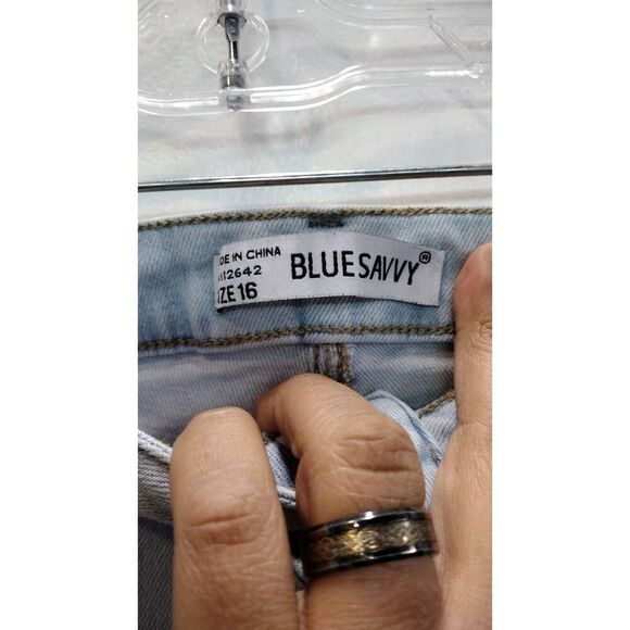 Blue Savy Light wash Knee length jean shorts - Picture 3 of 6